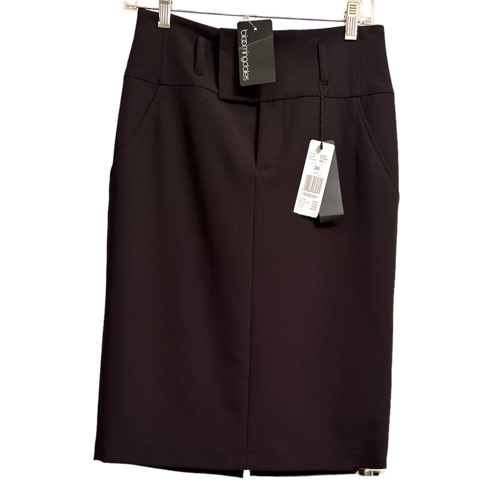 Set Women's black pencil skirt back slit size 4 polyester NWT Bloomingdales